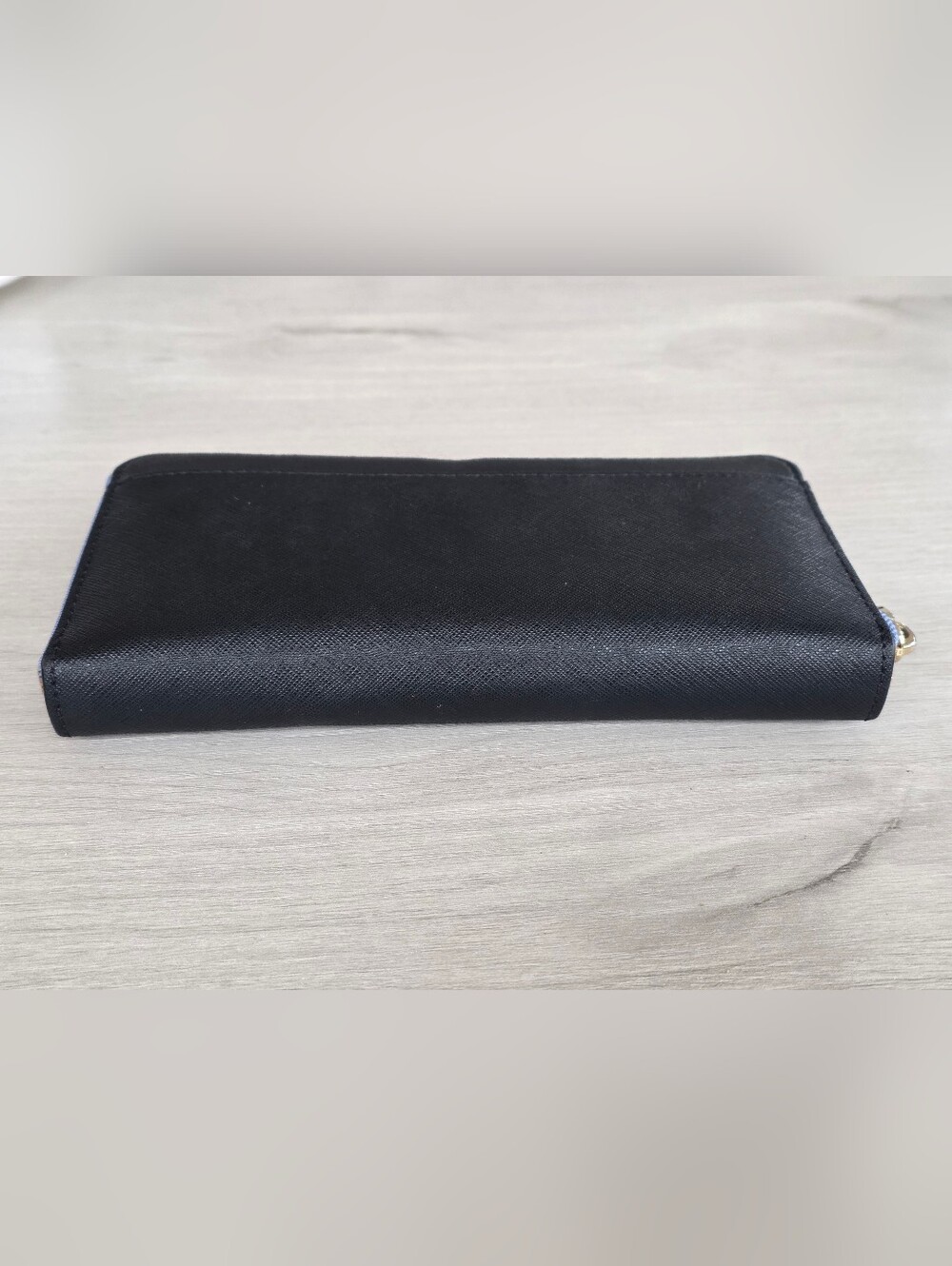 kate spade Two-Tone Blue and Black Zip Around Wallet - Picture 3 of 7